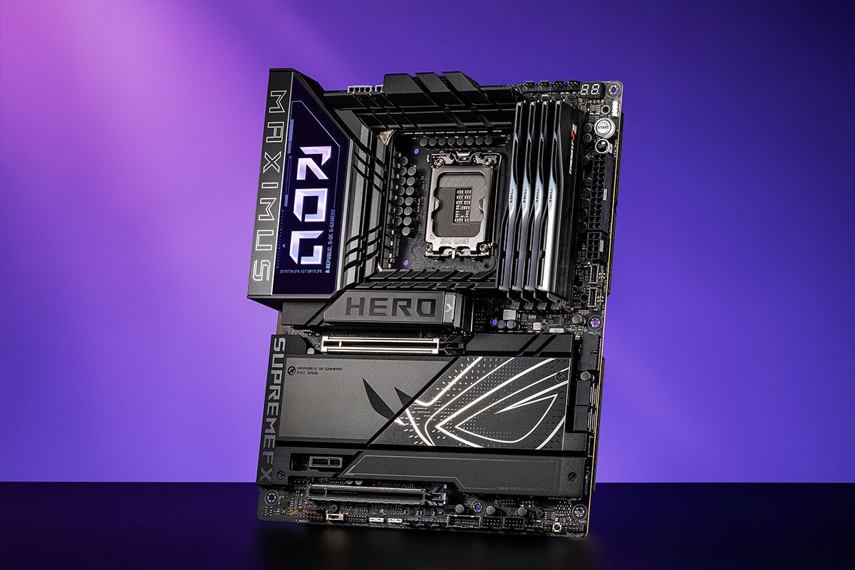 Материнська плата ASUS ROG Maximus Z890 Hero