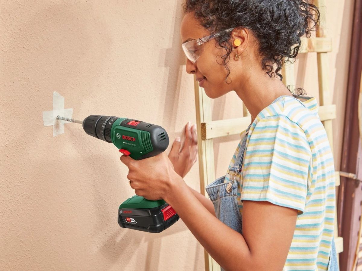 Шуруповерт Bosch EasyImpact 18V-40 18В 2х2Агод (0.603.9D8.108)