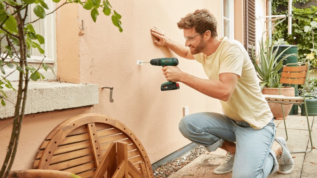 Шуруповерт Bosch EasyImpact 18V-40 18В 2х2Агод (0.603.9D8.109)