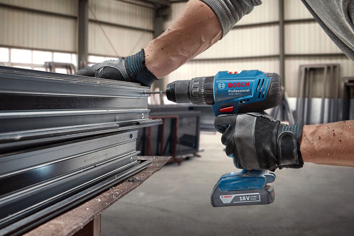 Шуруповерт Bosch GSB 183-LI 18V 1х2Ah (0.601.9K9.101)