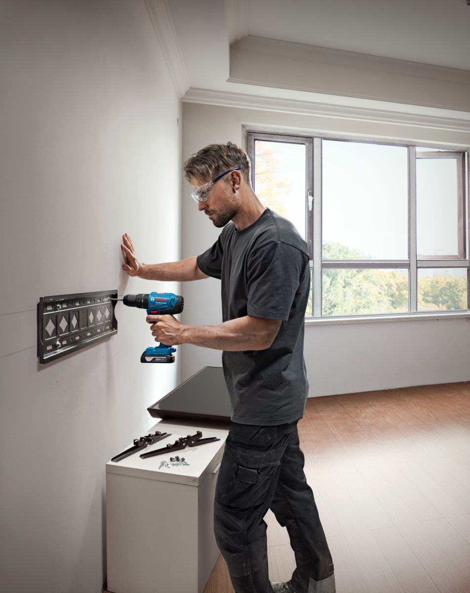 Шуруповерт Bosch GSB 183-LI 18V 2х2Ah (0.601.9K9.100)