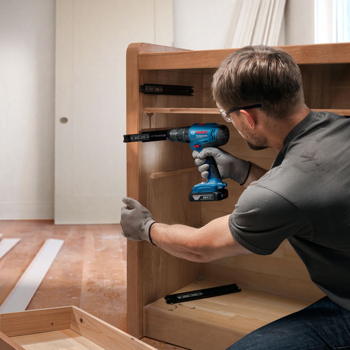 Шуруповерт Bosch GSB 183-LI 18V 2х2Ah (0.601.9K9.100)