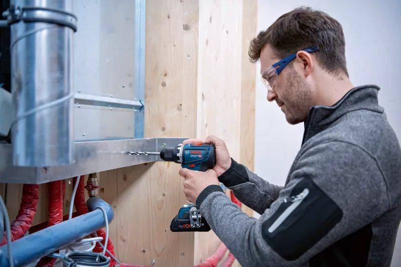 Шуруповерт Bosch GSR 18V-90 C 18V (без АКБ та ЗП) (0.601.9K6.002)