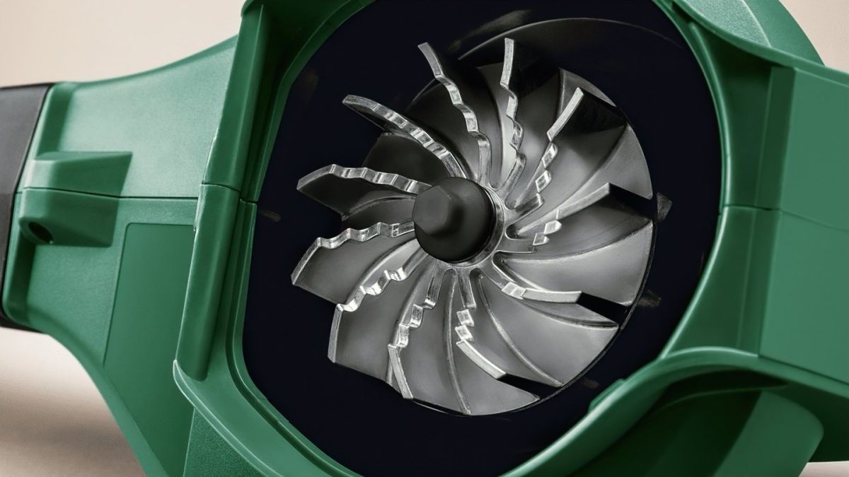 Повітродувка Bosch UniversalGardenTidy 3000 (0.600.8B1.001)