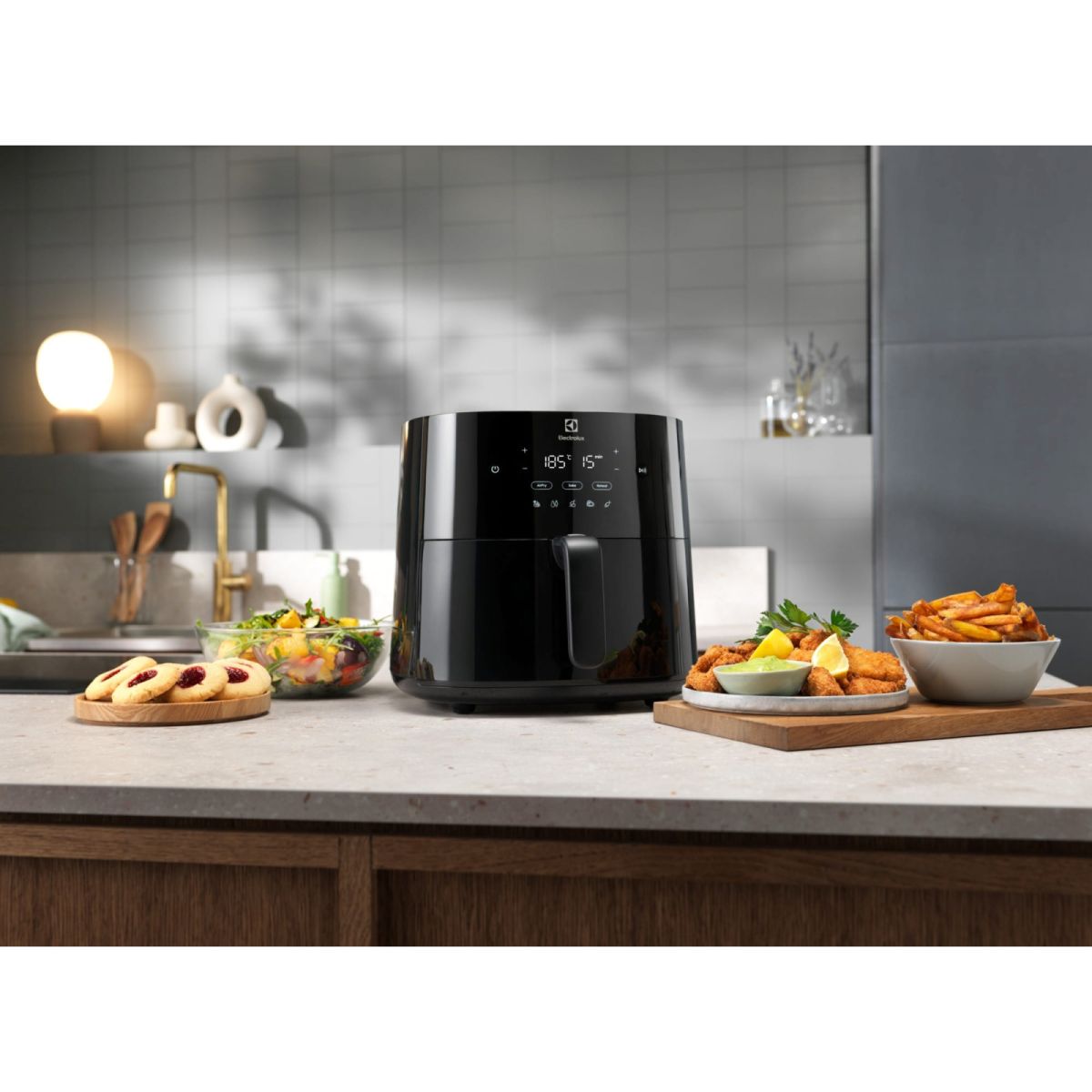 Мультипіч Electrolux EAF3B