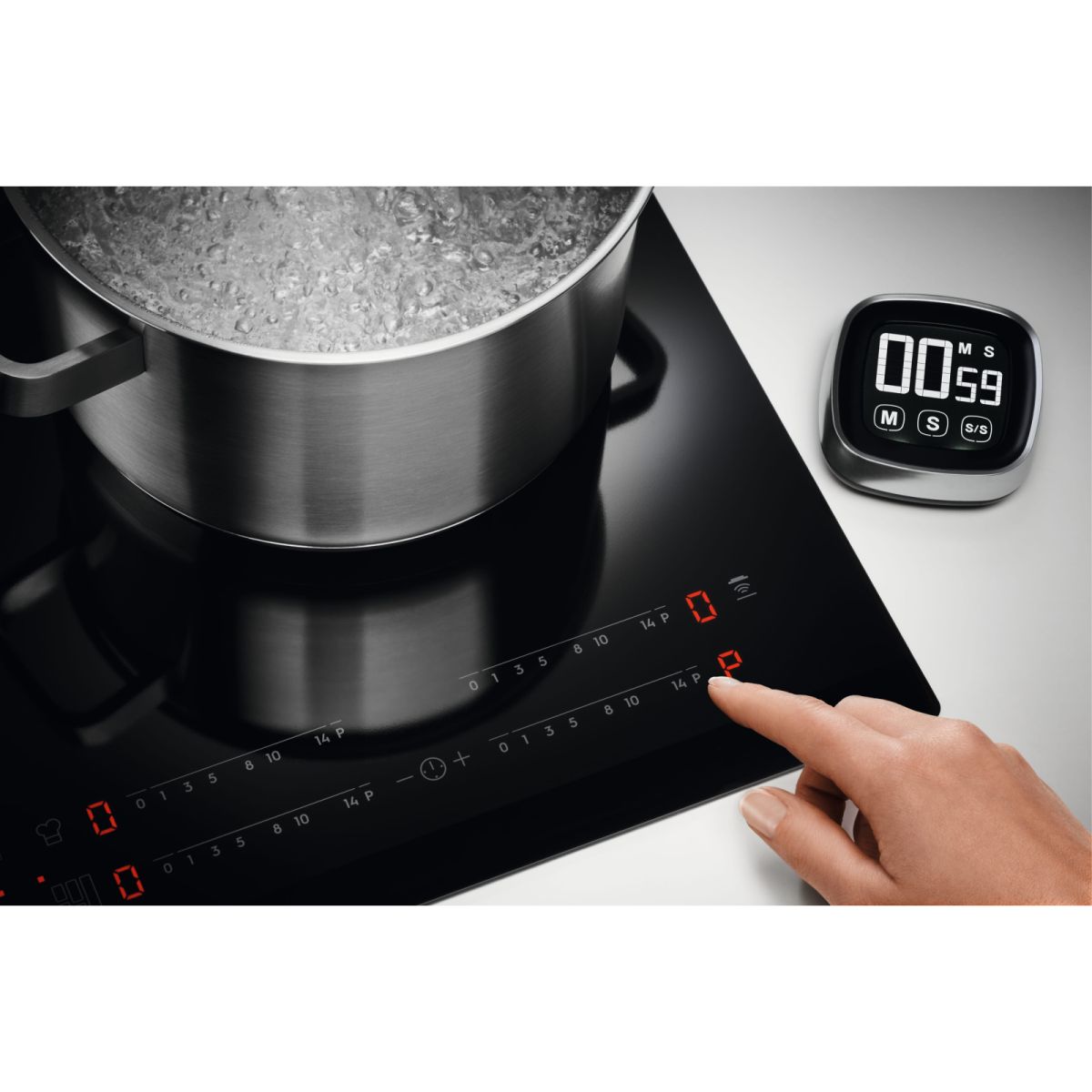 Варильна поверхня Electrolux EIS62453