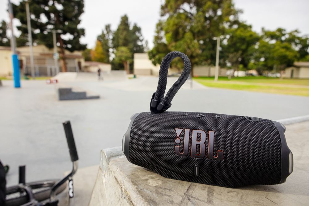 Акустична система JBL Charge 6 Black