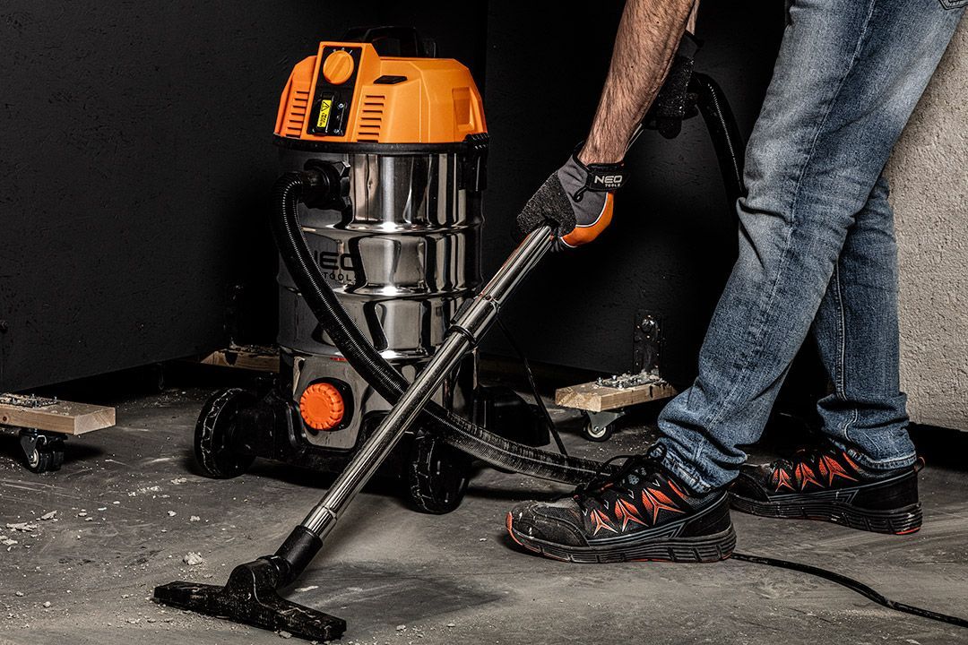 Пилосос Neo Tools (04-739)
