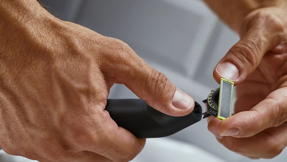 Електробритва Philips OneBlade Pro 360 (QP6542/15)