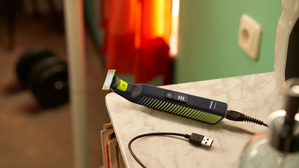 Електробритва Philips OneBlade Pro (QP6506/15)