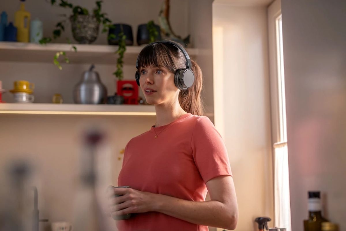 Навушники Philips TAH4209 Black