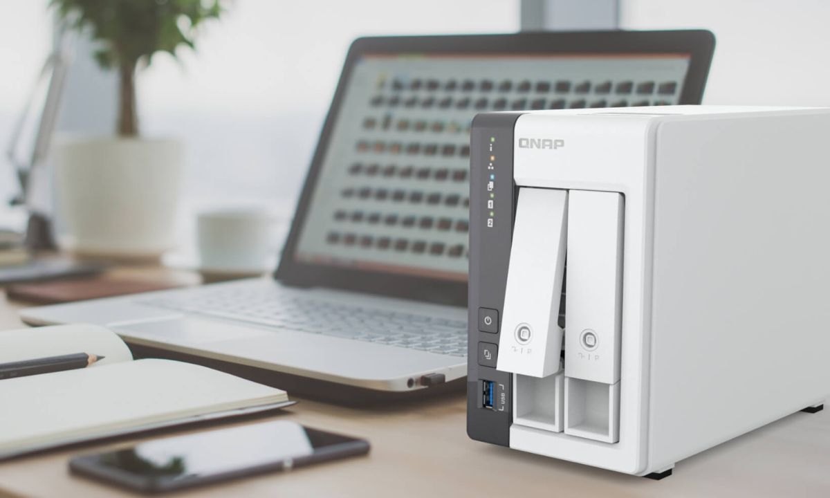 Мережеве сховище QNAP TS-216G